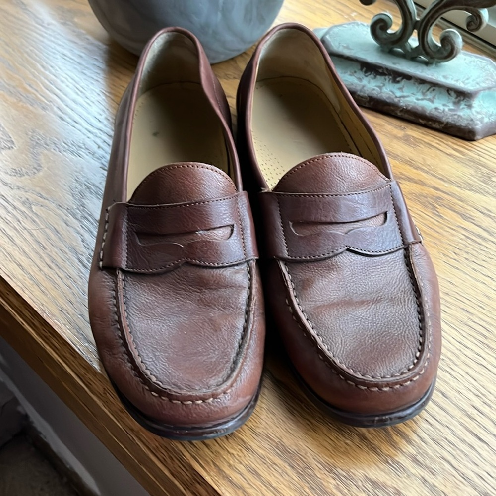 Mens Cole Haan brown loafers. Size 10